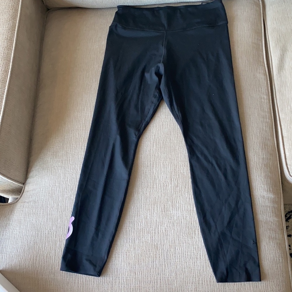New Peloton Nike One Luxe Tight Fit 7/8 Size Large